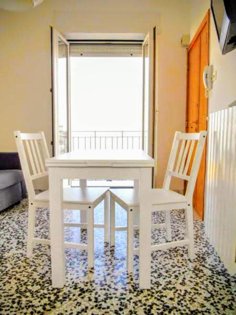 Suite Rotari - Affitti Brevi Italia Monte SantʼAngelo Buitenkant foto